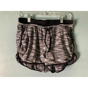 Riboom athletic black & white shorts size small